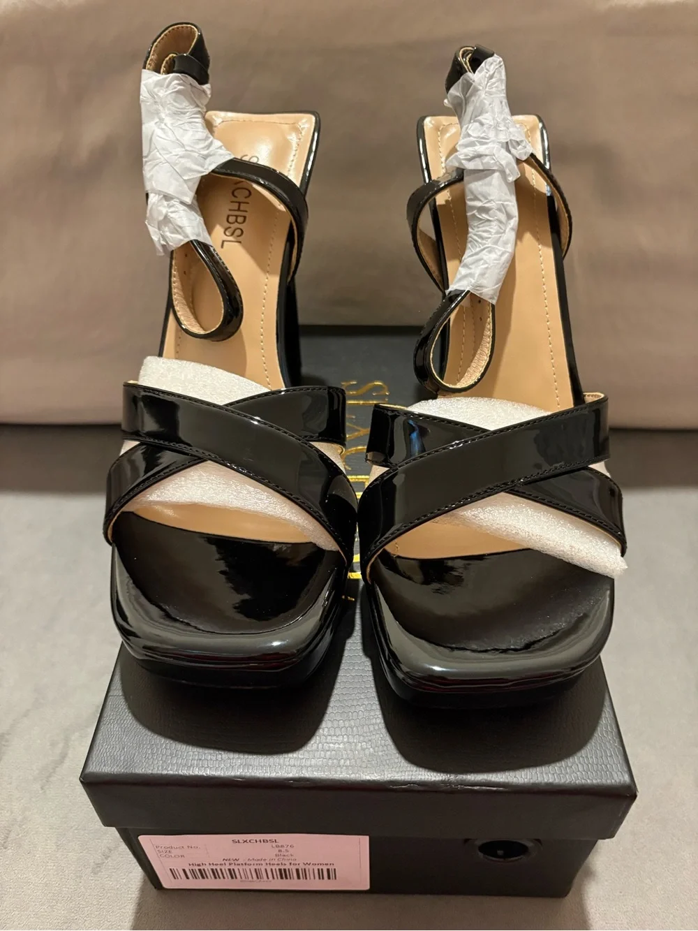 SLXCHBSL Women’s Patent Ankle-Strap Platform Sandals in Black - US Size 8.5